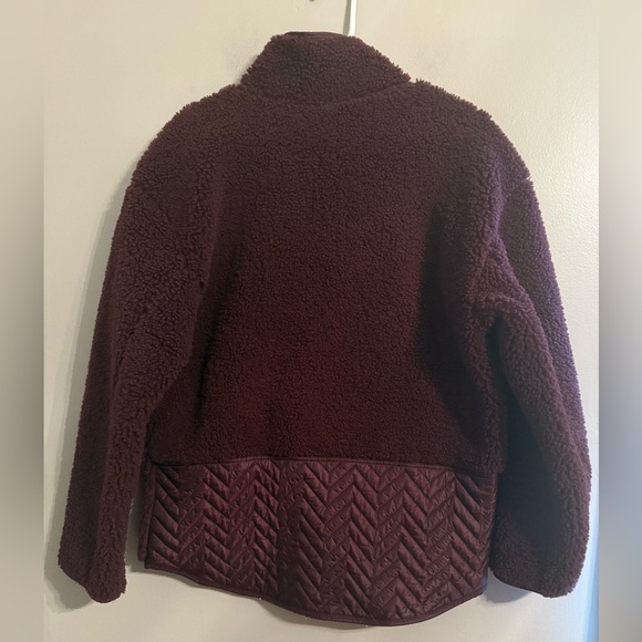 Athleta Burgundy Cozy Sherpa Snap Jacket Sweatshirt Size M - Picture 4 of 14